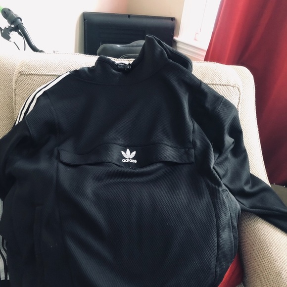 Adidas pull over jacket - Picture 2 of 2